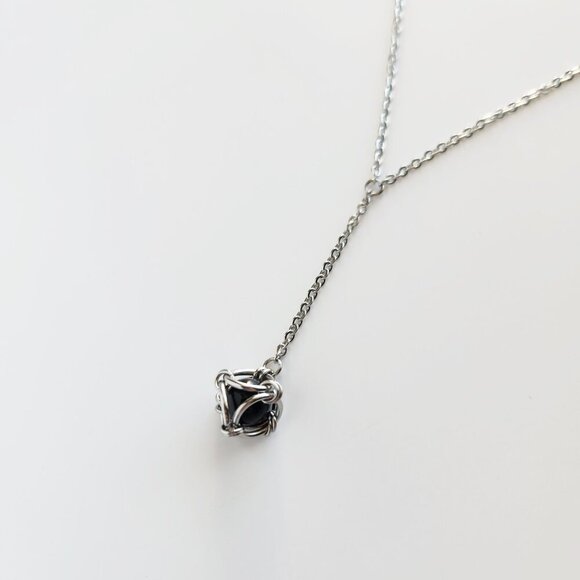 Vintage goth black obsidian and silver rosary necklace - Picture 3 of 7